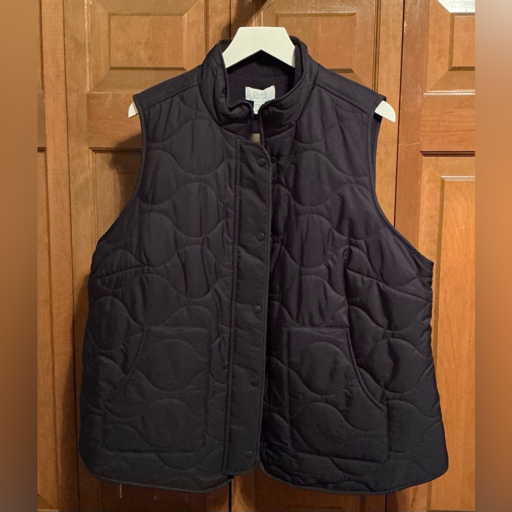 Navy Quilted Women's Vest